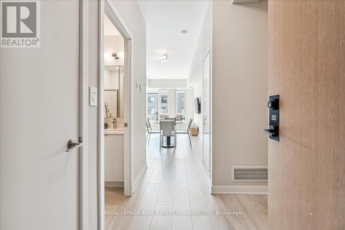 202 - 1440 CLARRIAGE COURT Image 2