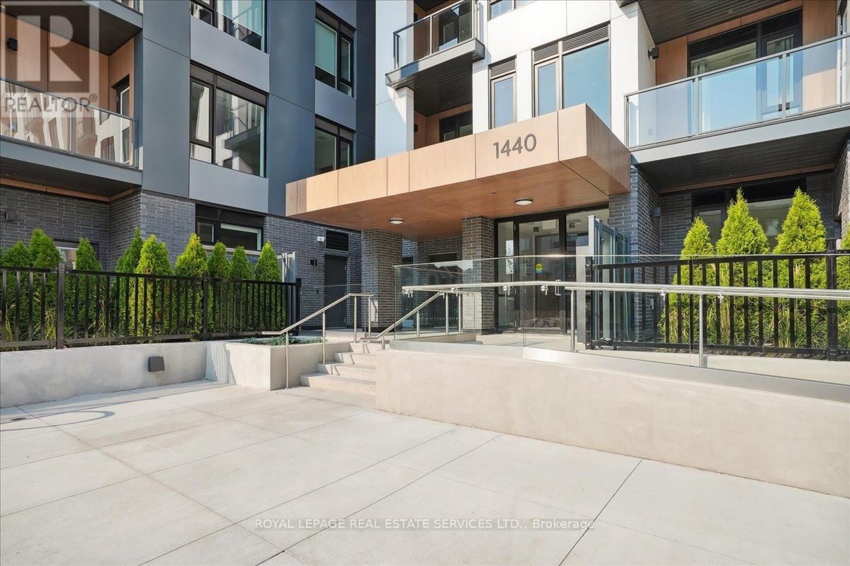 202 - 1440 CLARRIAGE COURT Image 33