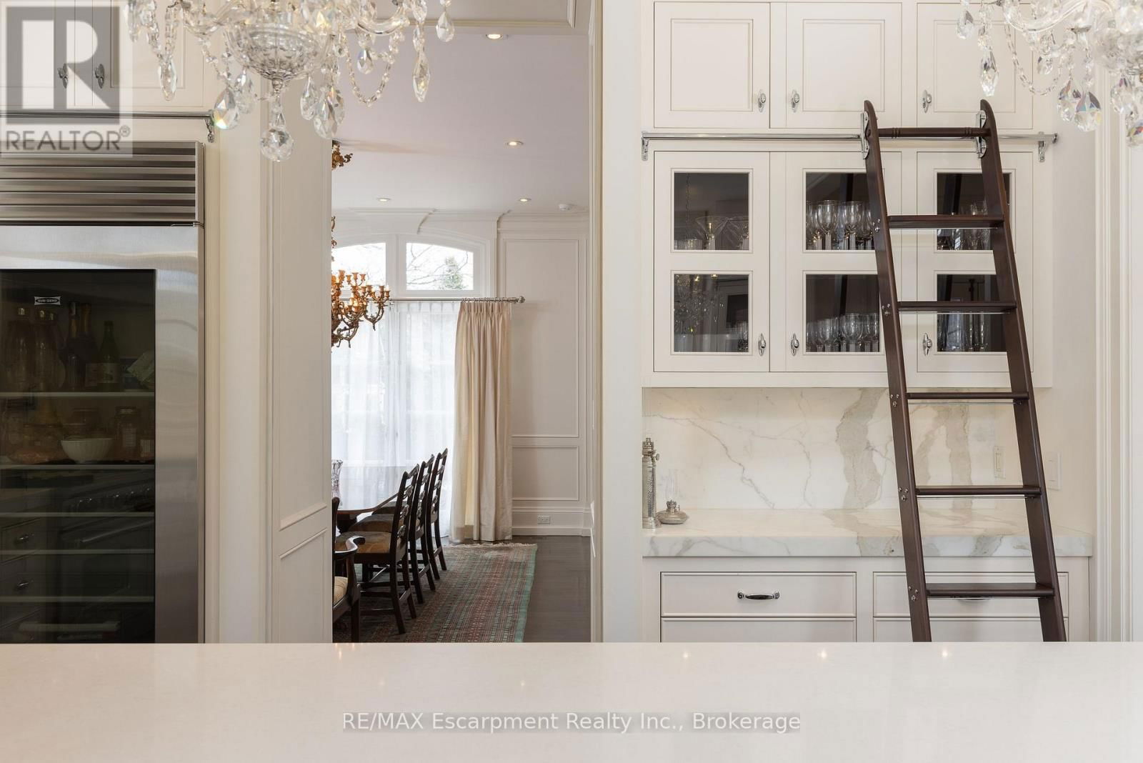 399 RANDALL STREET Image 15