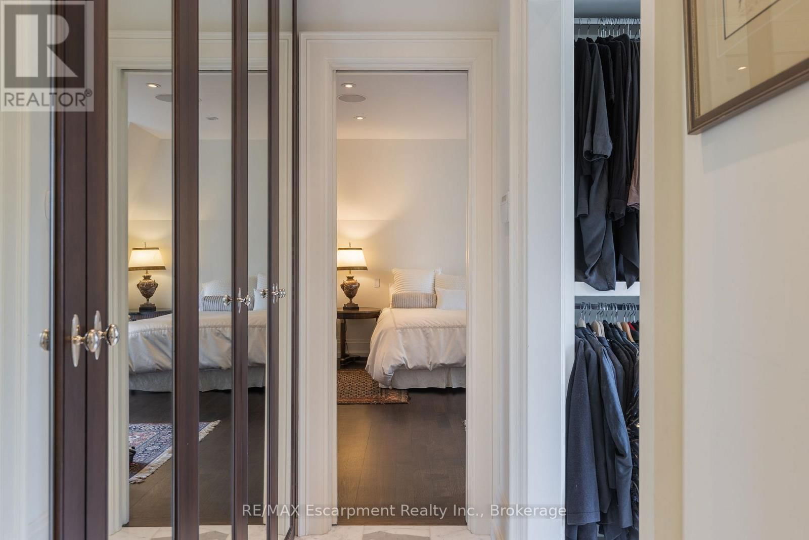 399 RANDALL STREET Image 21