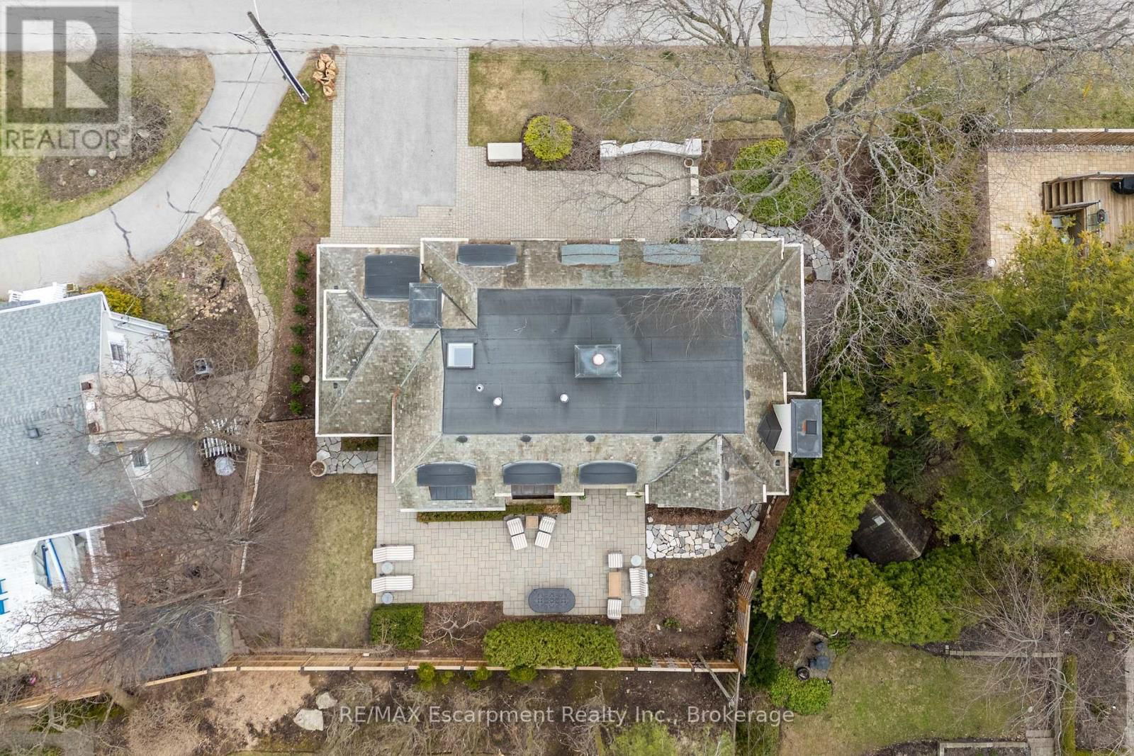 399 RANDALL STREET Image 35
