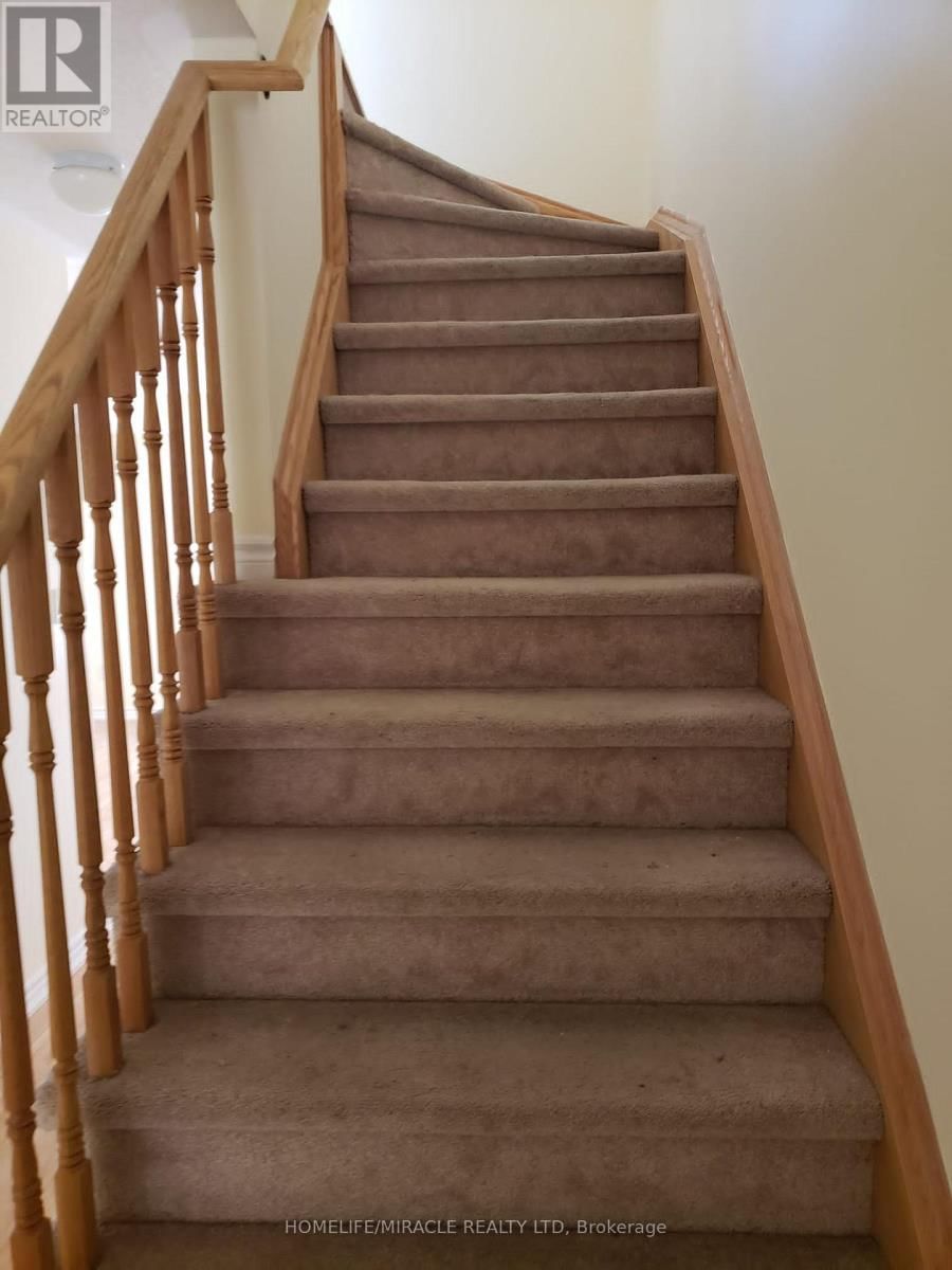 11 SHIFF CRESCENT Image 9