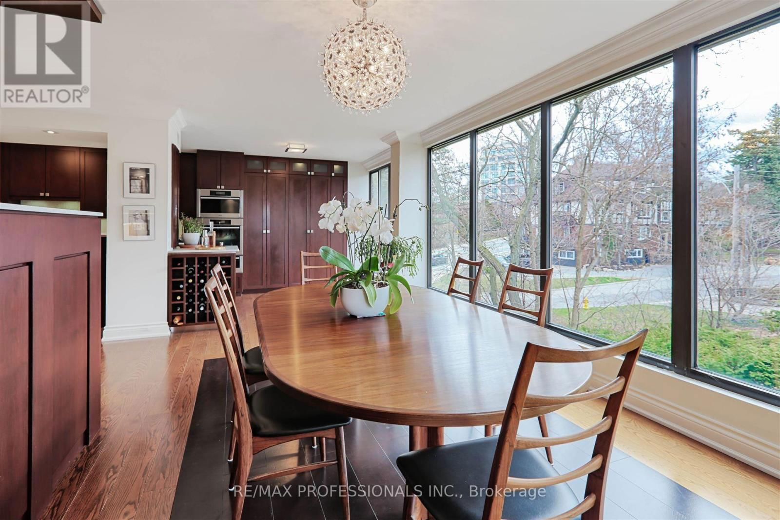 402 - 2545 BLOOR STREET WEST Image 17