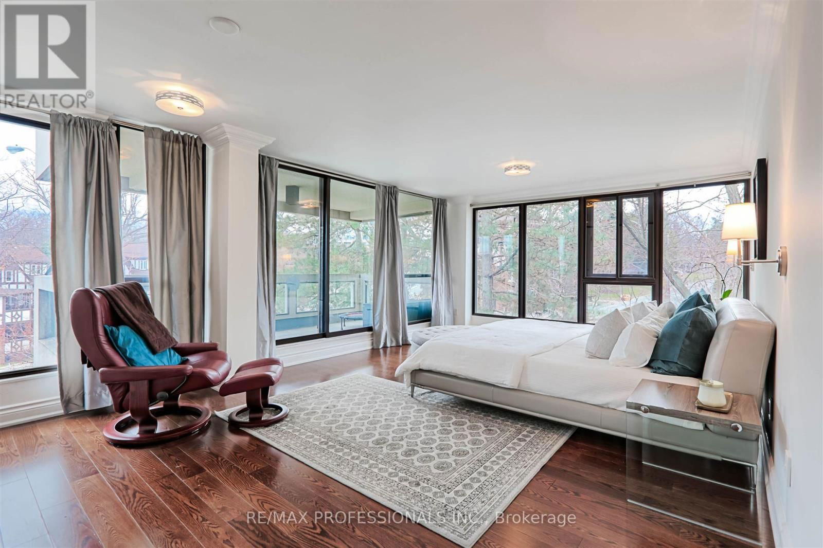 402 - 2545 BLOOR STREET WEST Image 24
