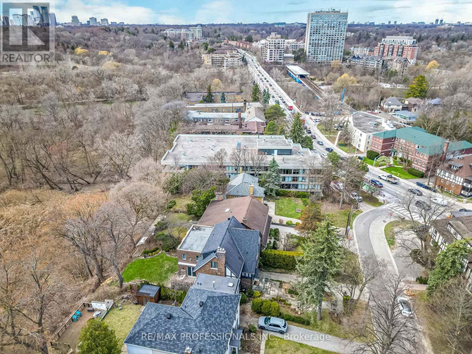 402 - 2545 BLOOR STREET WEST Image 39