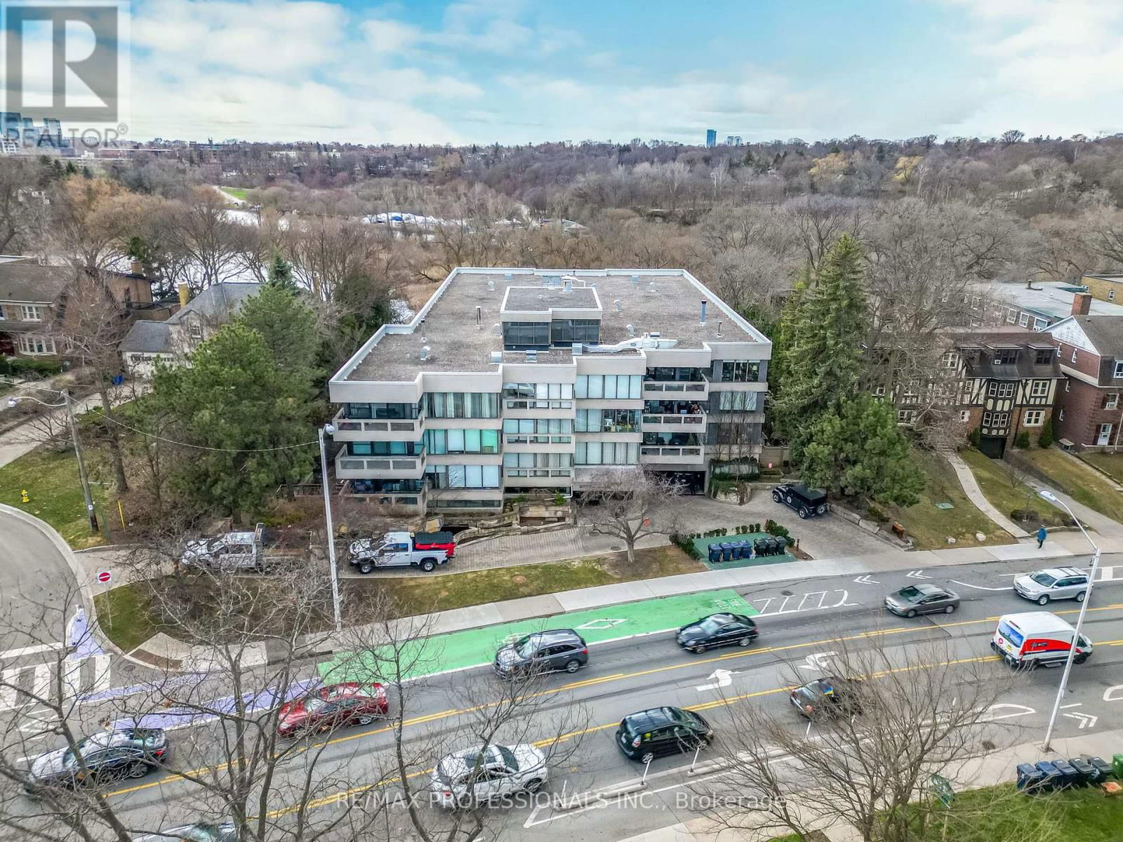 402 - 2545 BLOOR STREET WEST Image 41