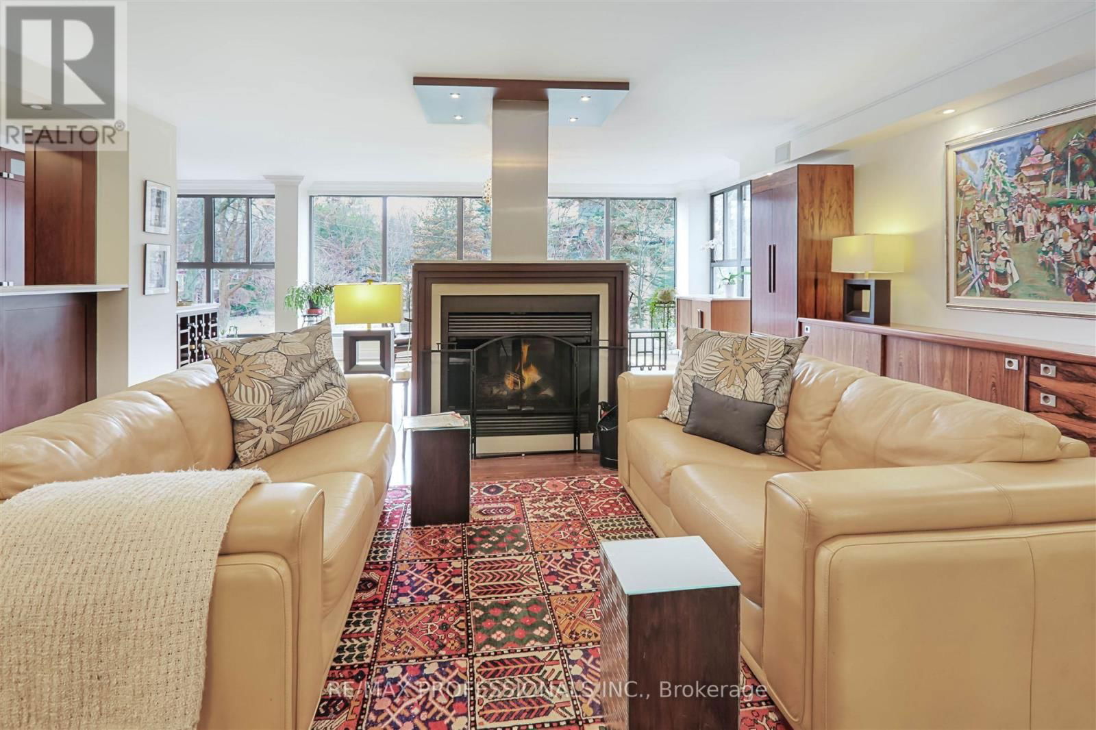 402 - 2545 BLOOR STREET WEST Image 8