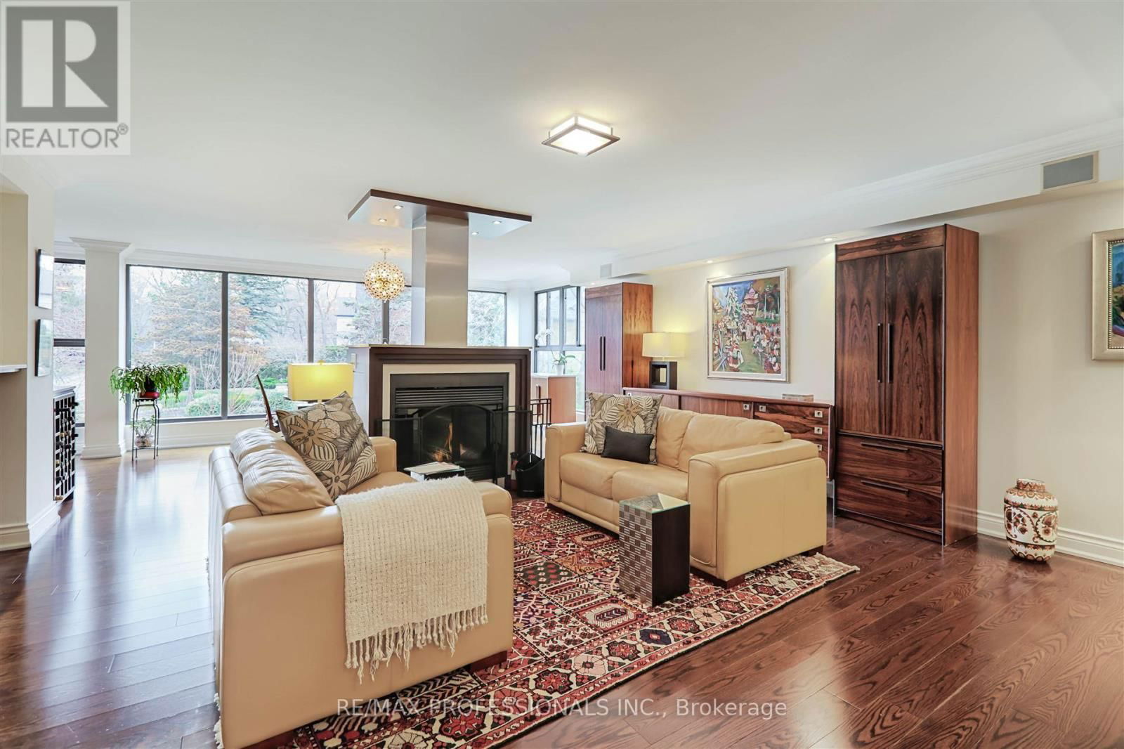 402 - 2545 BLOOR STREET WEST Image 9