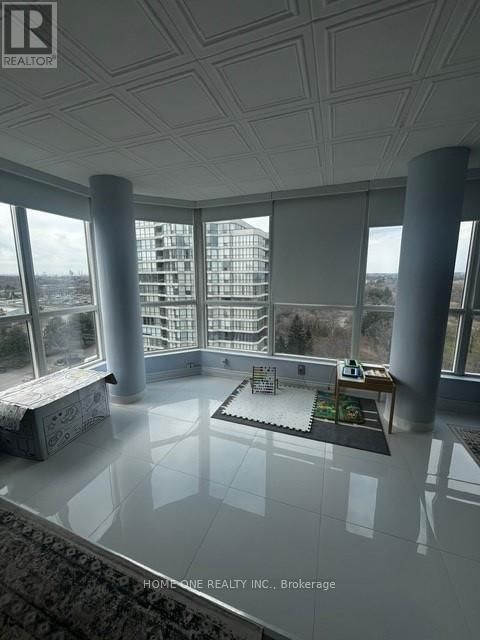 1012 - 3 ROWNTREE ROAD Image 35