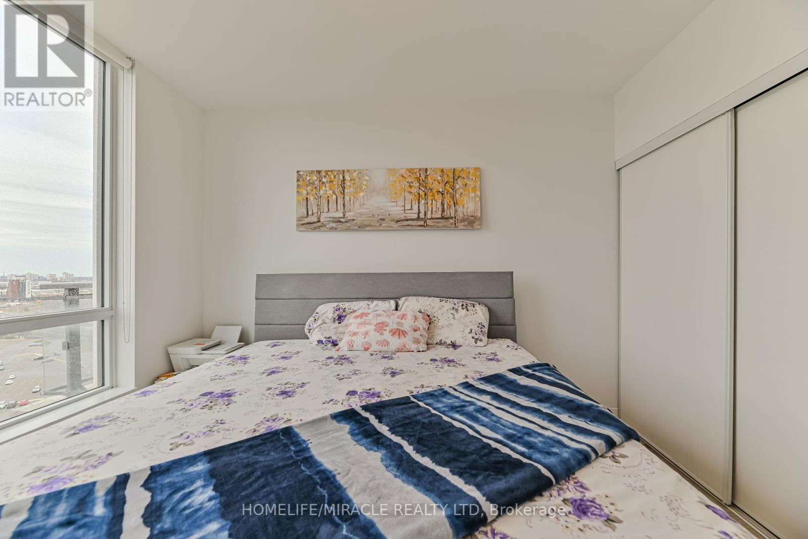 1609 - 840 QUEENS PLATE DRIVE Image 21