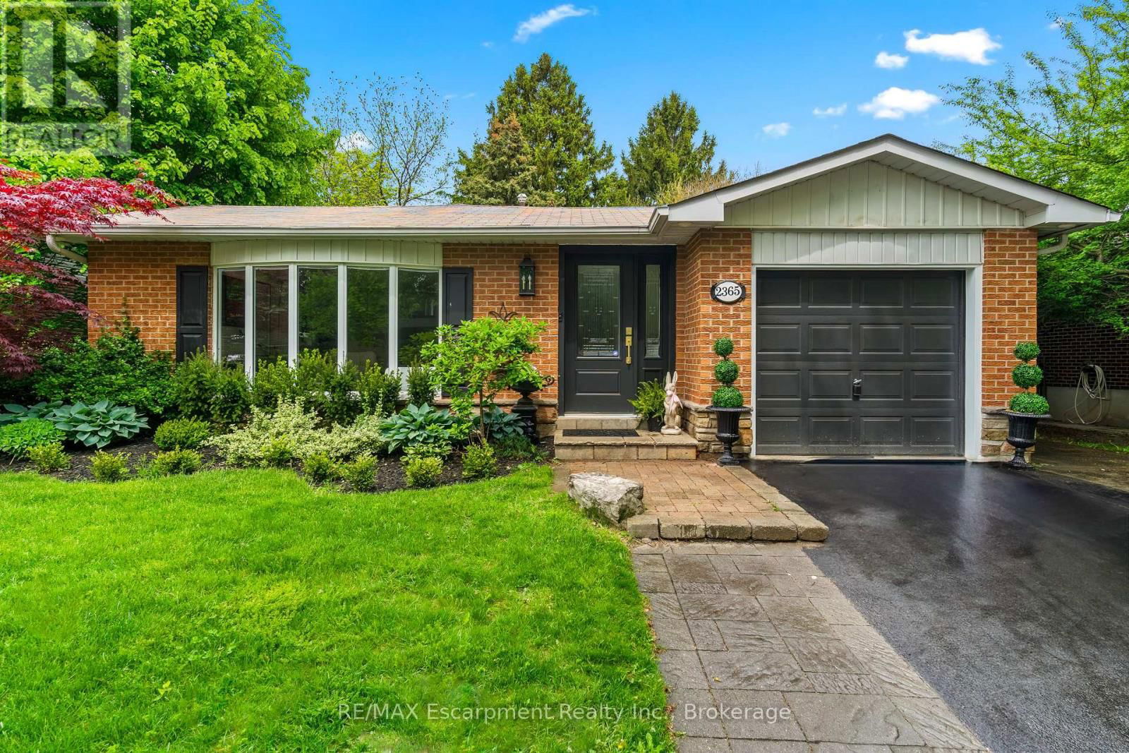 2365 DEVON ROAD Image 1
