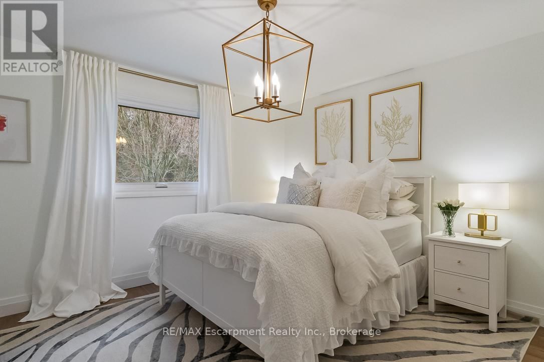 2365 DEVON ROAD Image 16