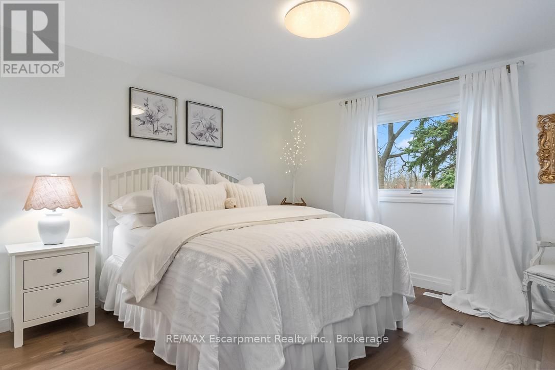 2365 DEVON ROAD Image 19