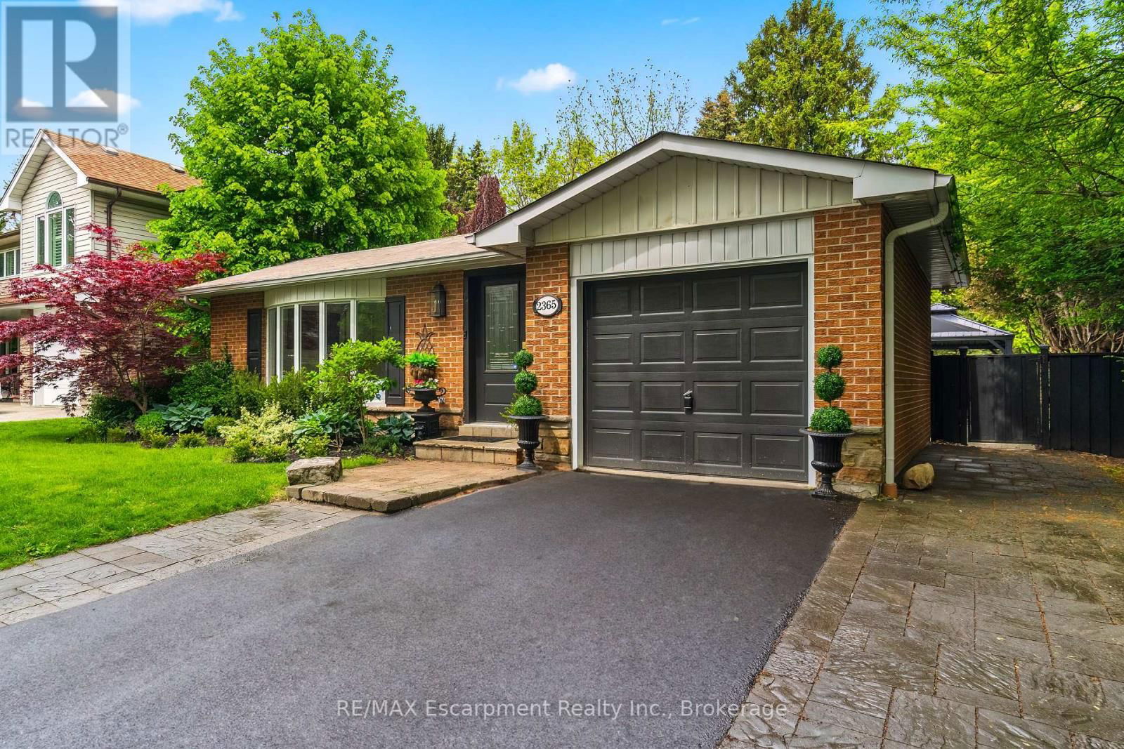 2365 DEVON ROAD Image 3
