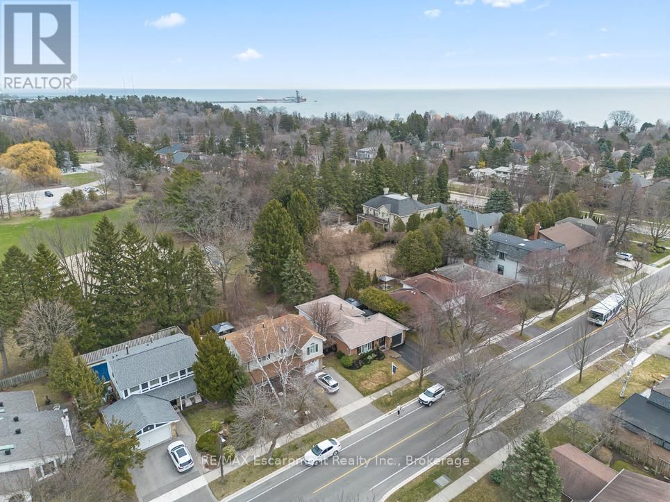 2365 DEVON ROAD Image 34
