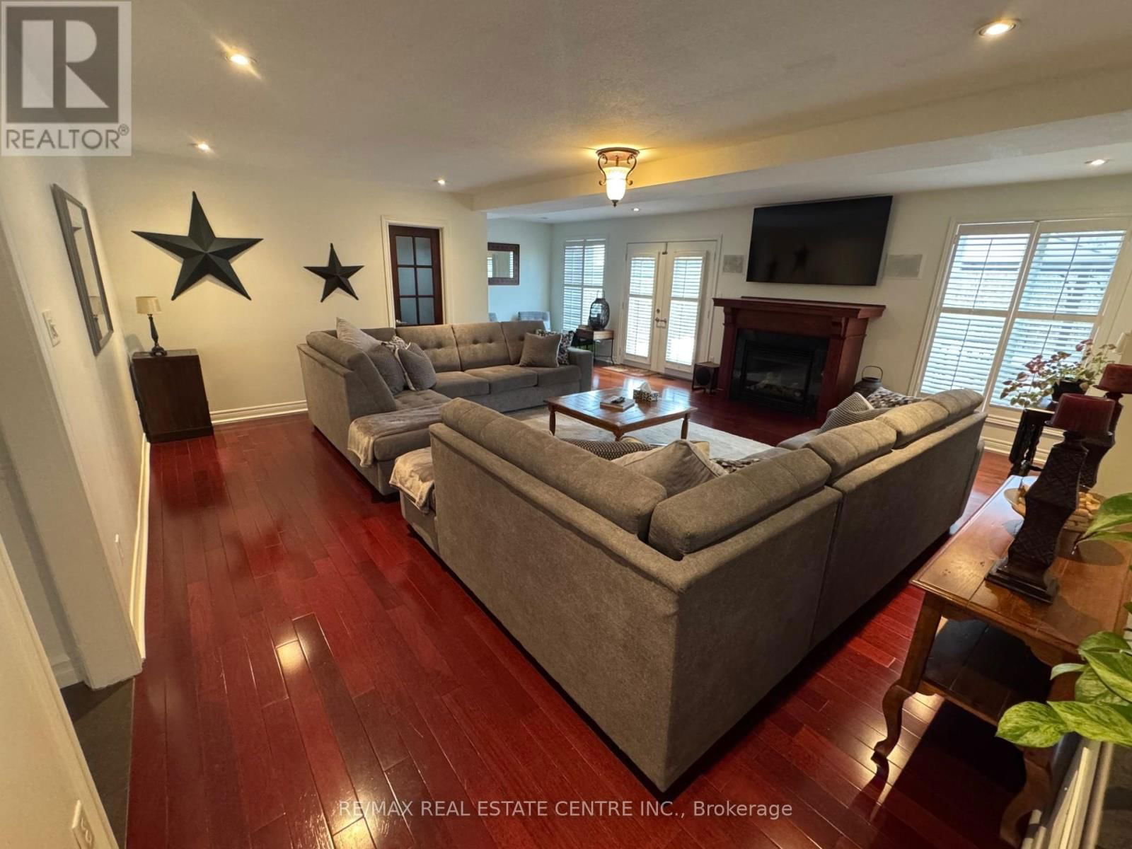 2162 DEVON ROAD Image 11