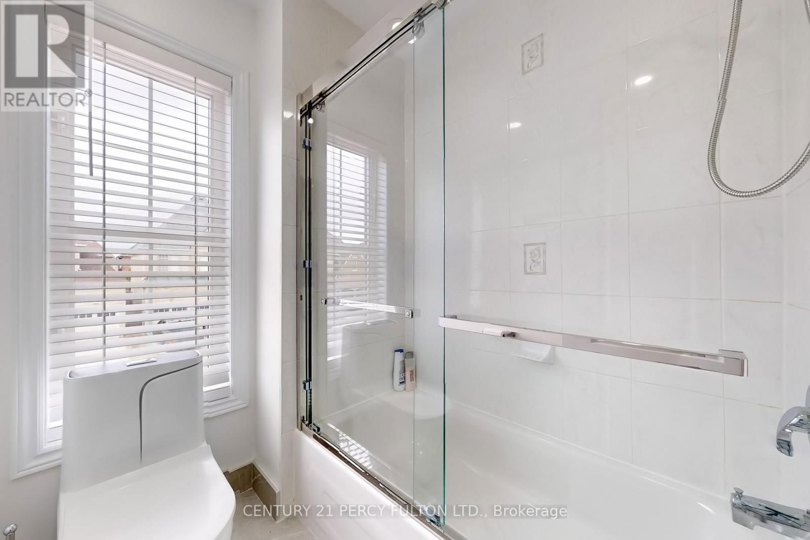 3604 FORTUNE PLACE Image 25