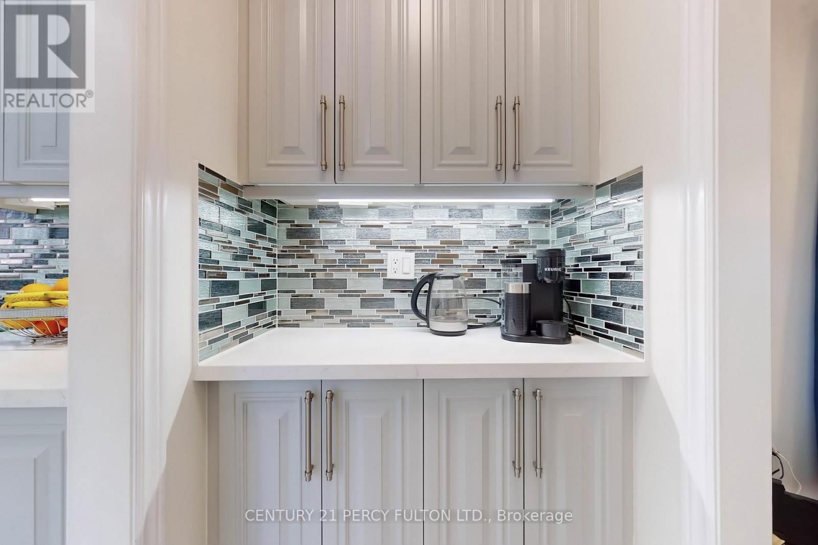 3604 FORTUNE PLACE Image 9