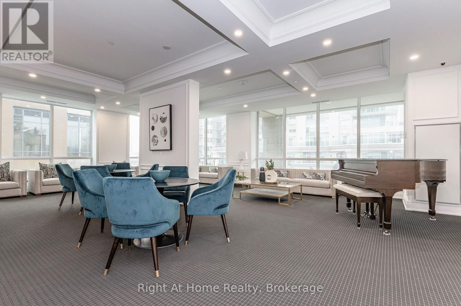 802 - 2060 LAKESHORE ROAD Image 35