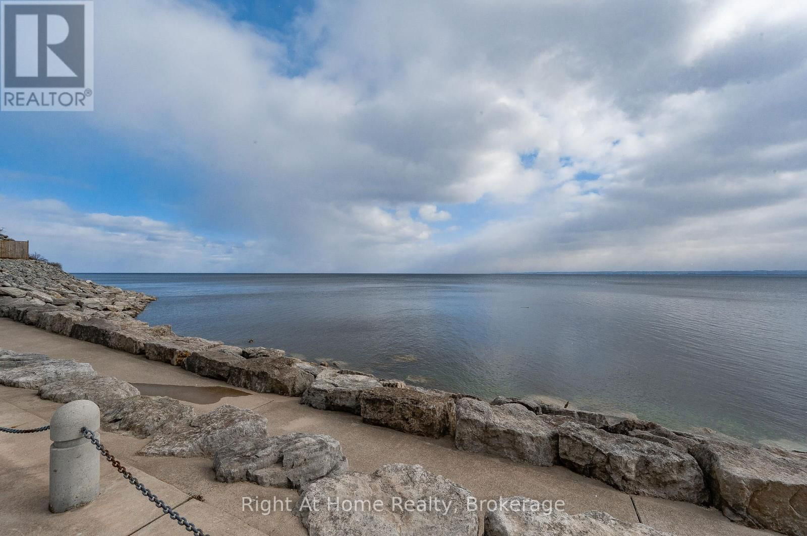 802 - 2060 LAKESHORE ROAD Image 39