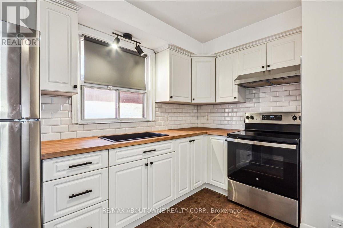 5 - 2 WESLEY STREET Image 17