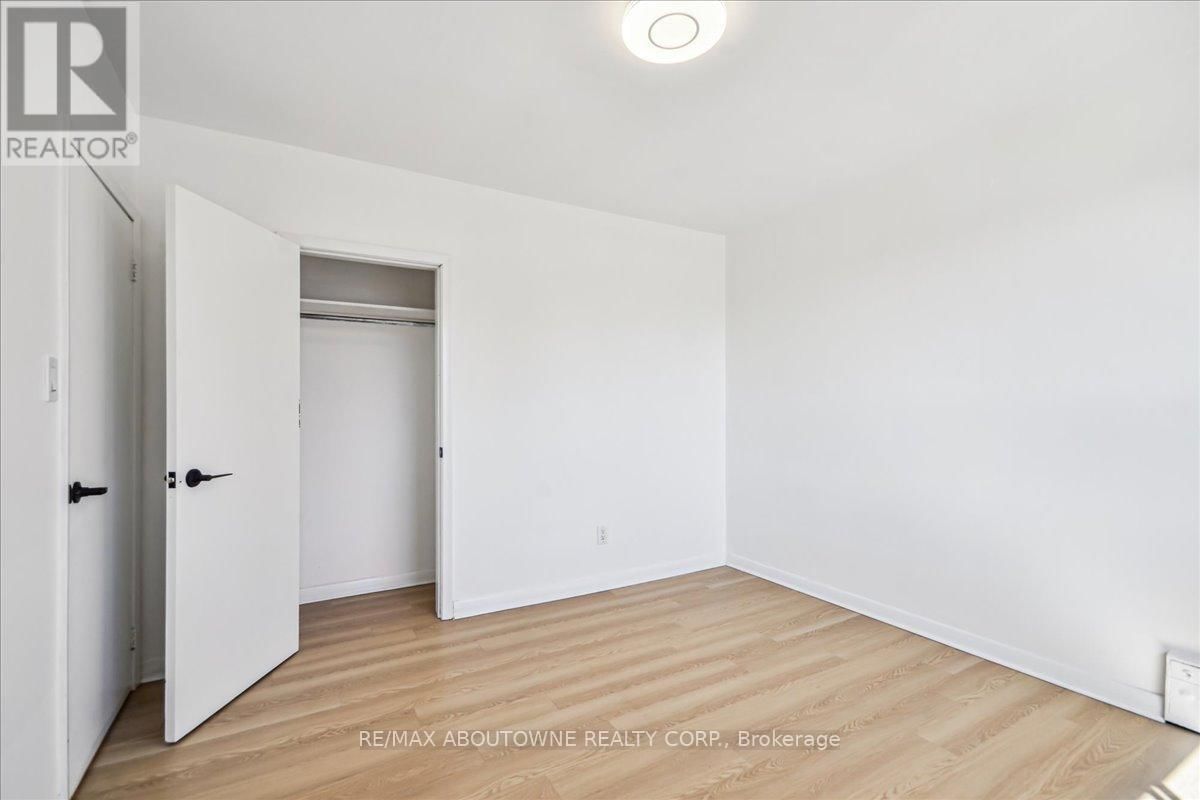 5 - 2 WESLEY STREET Image 22