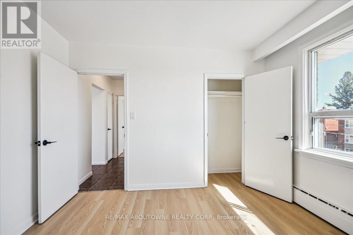 5 - 2 WESLEY STREET Image 29