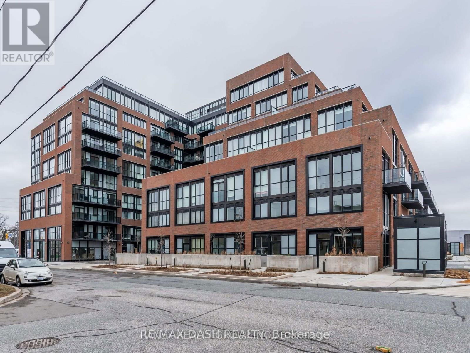 723 - 2300 ST CLAIR AVENUE WEST Image 1