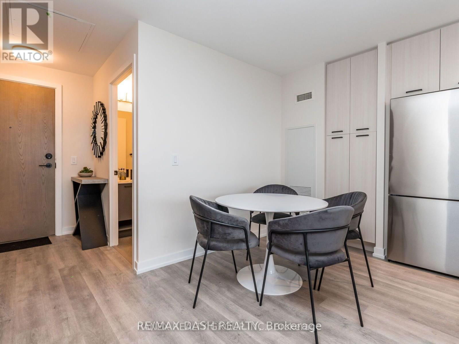 723 - 2300 ST CLAIR AVENUE WEST Image 7