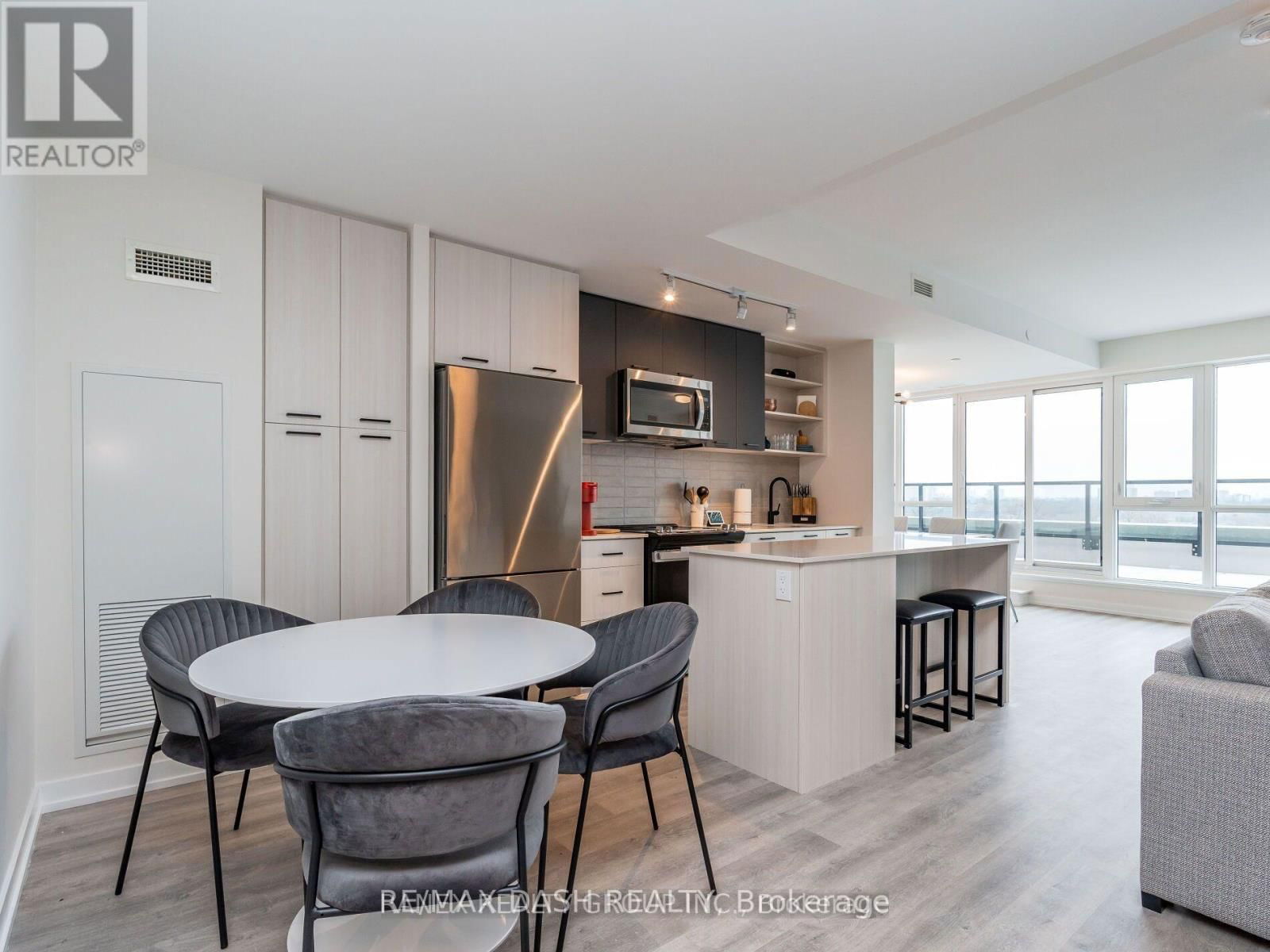 723 - 2300 ST CLAIR AVENUE WEST Image 9