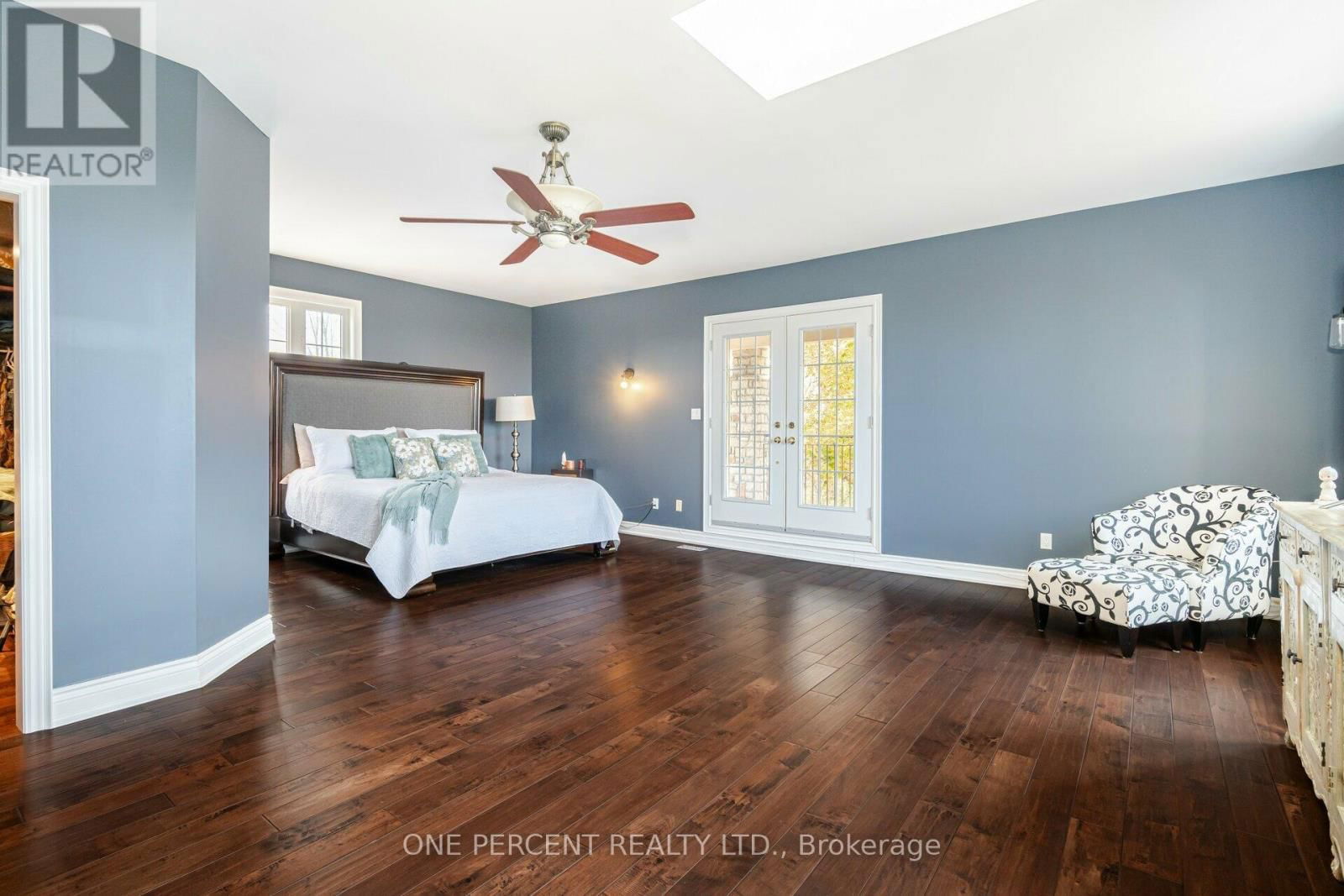 110 PALMER CIRCLE Image 15
