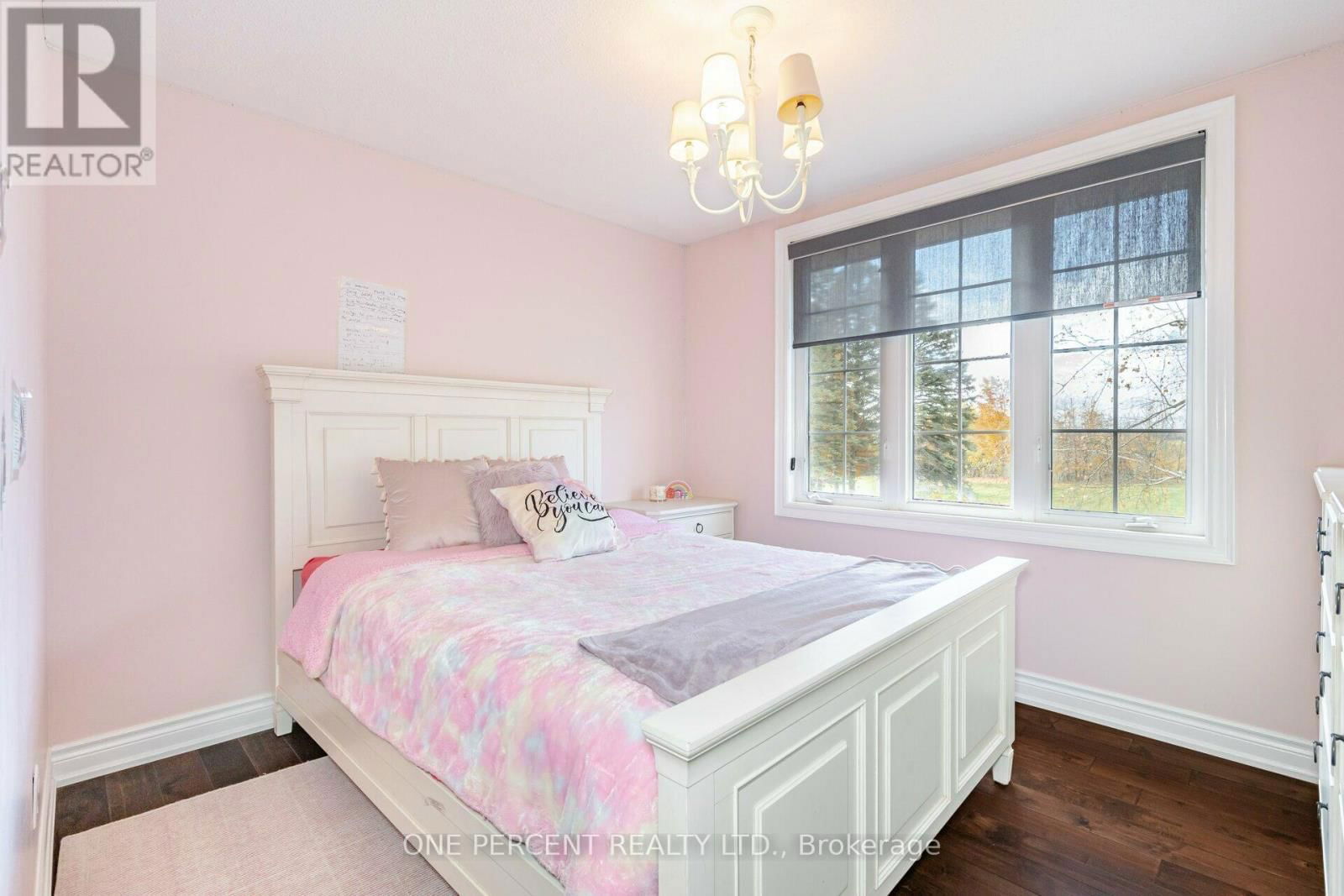 110 PALMER CIRCLE Image 22