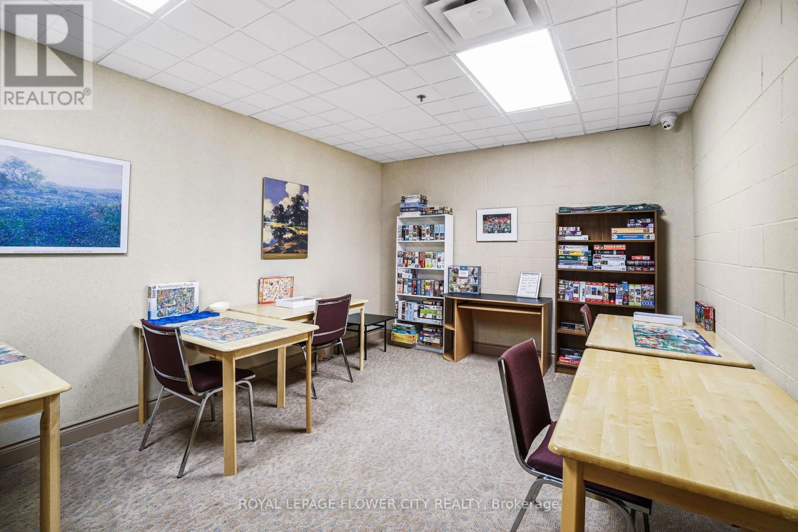 701 - 10 DAYSPRING CIRCLE Image 39