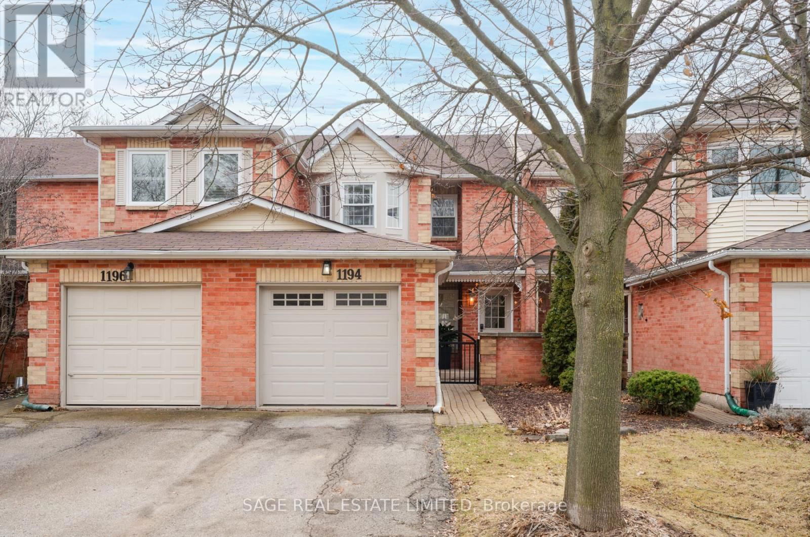 1194 MCCRANEY STREET EAST Image 1