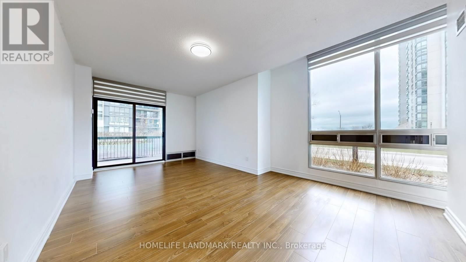 107 - 2185 MARINE DRIVE Image 11