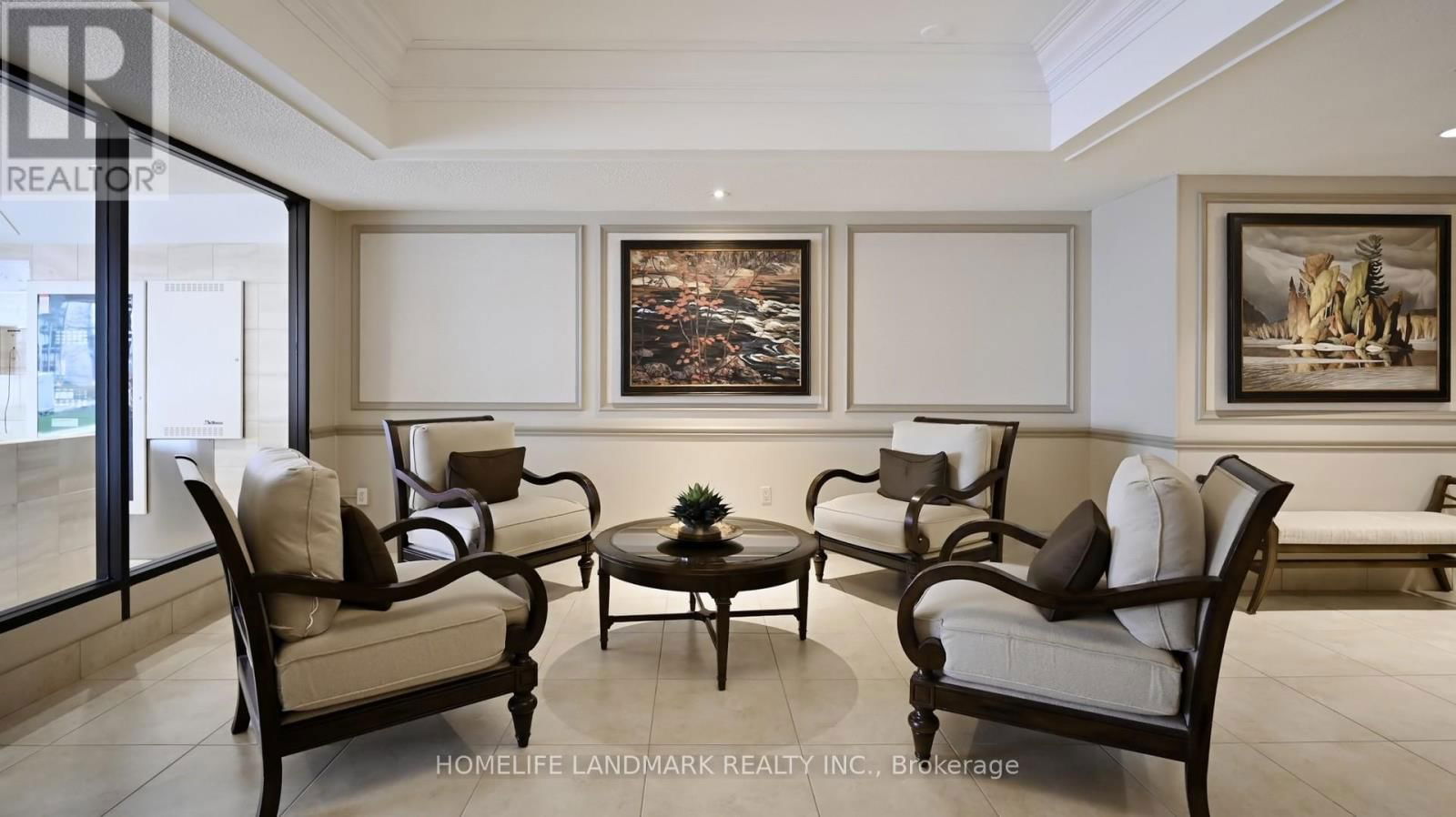 107 - 2185 MARINE DRIVE Image 3