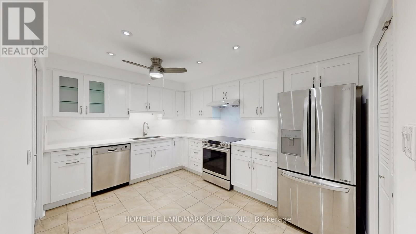 107 - 2185 MARINE DRIVE Image 9