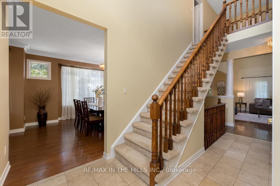 27 - 2165 STAVEBANK ROAD Image 34
