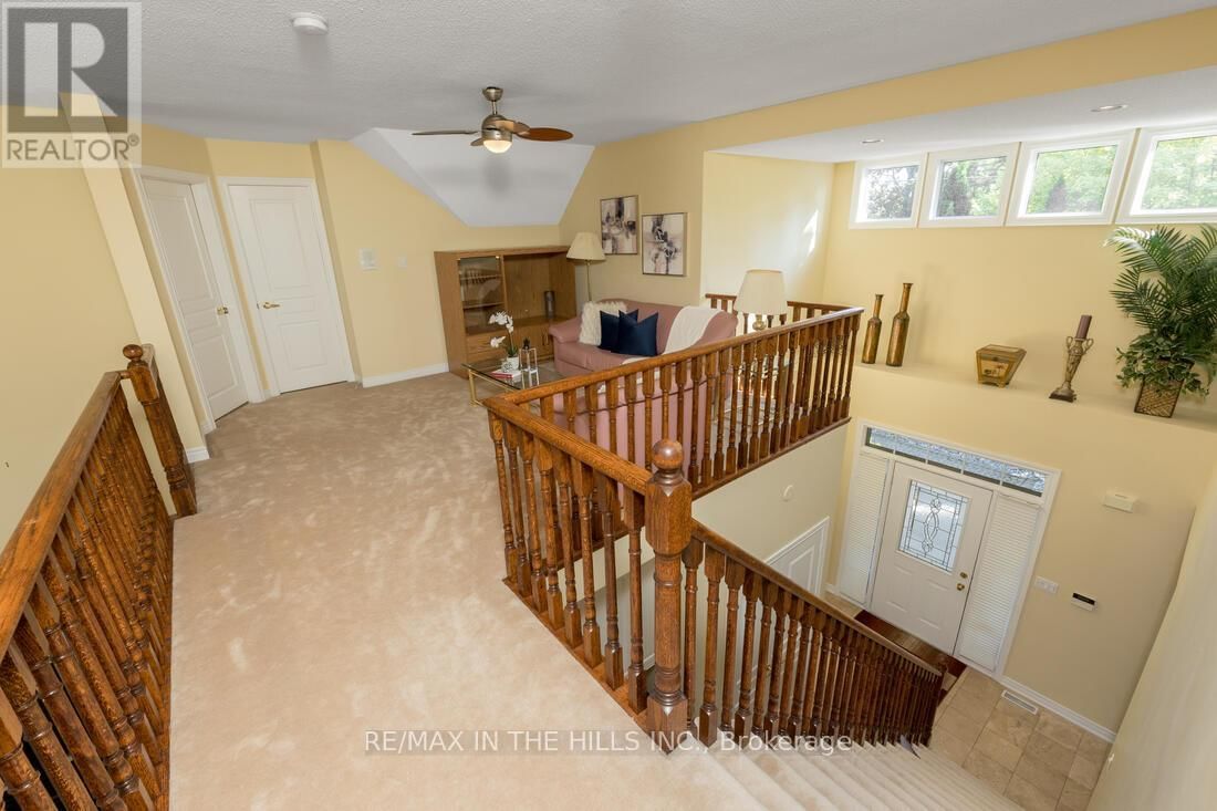 27 - 2165 STAVEBANK ROAD Image 35
