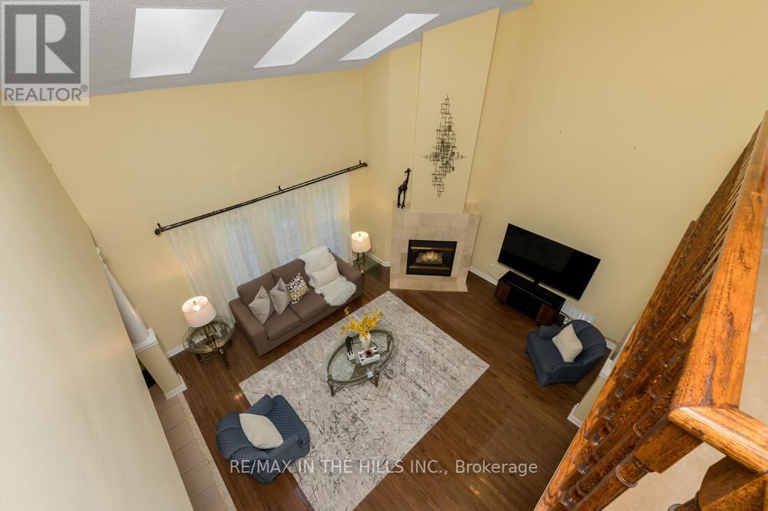 27 - 2165 STAVEBANK ROAD Image 38
