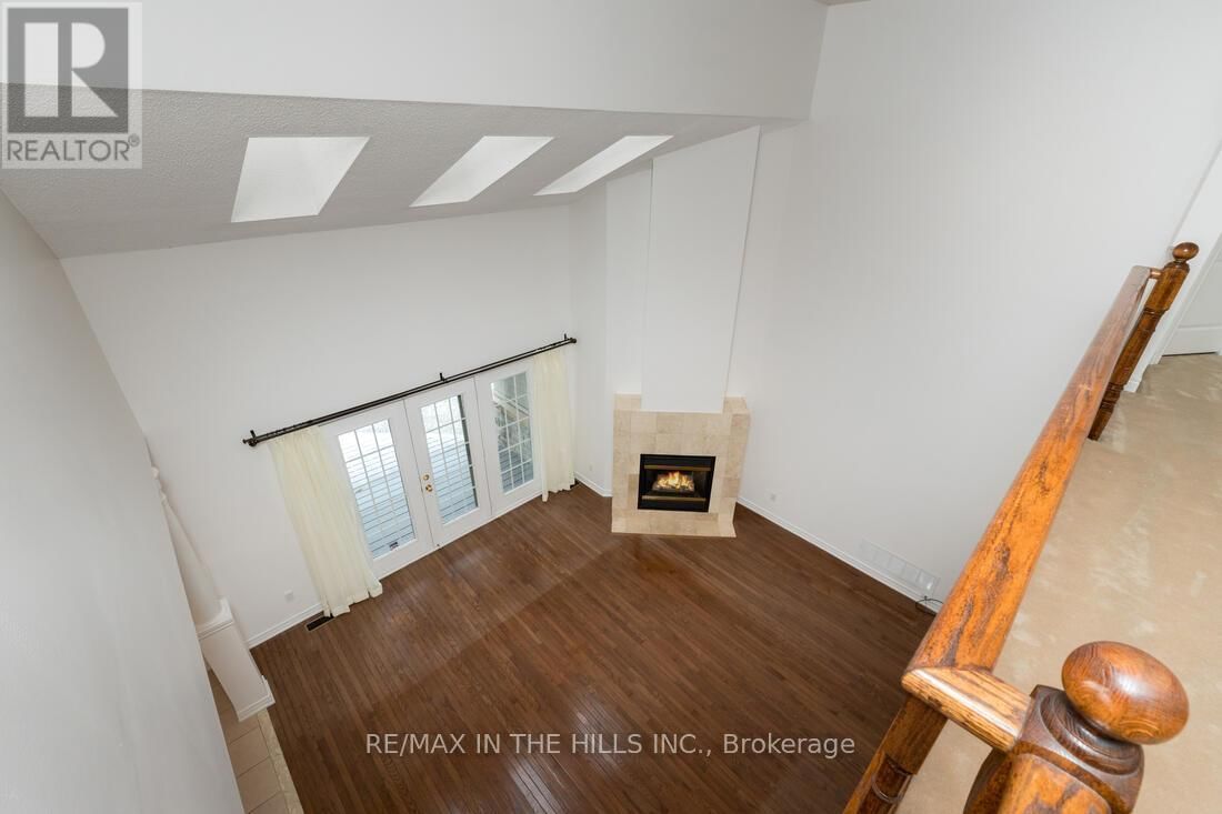 27 - 2165 STAVEBANK ROAD Image 39
