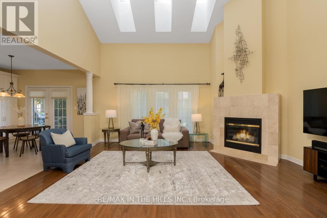 27 - 2165 STAVEBANK ROAD Image 8