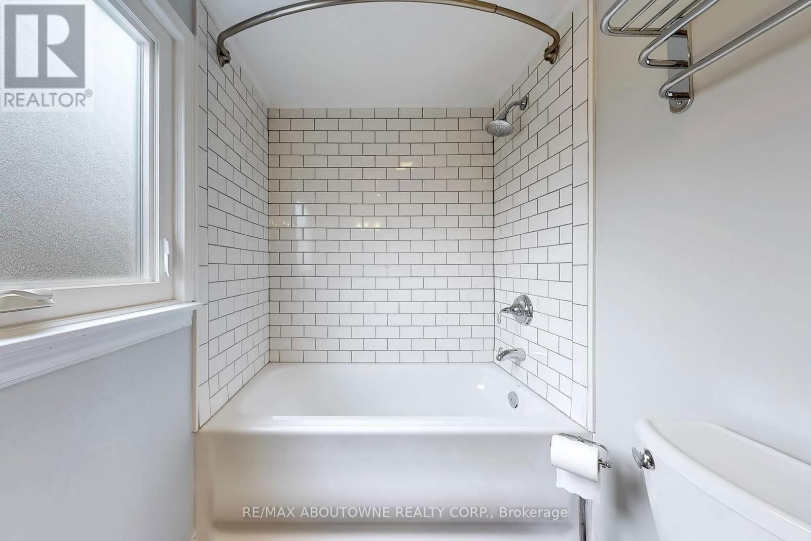 2362 CANSO ROAD Image 33