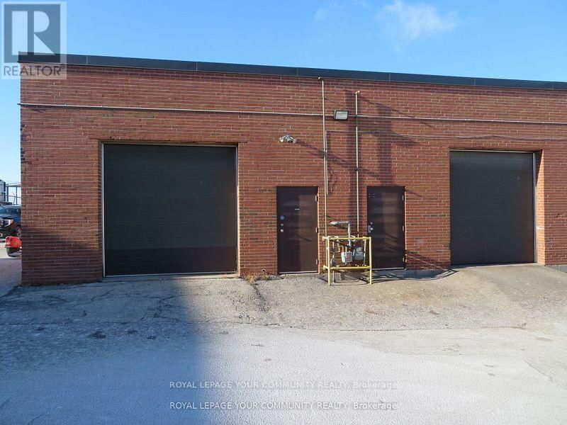 747 GARYRAY DRIVE Image 2
