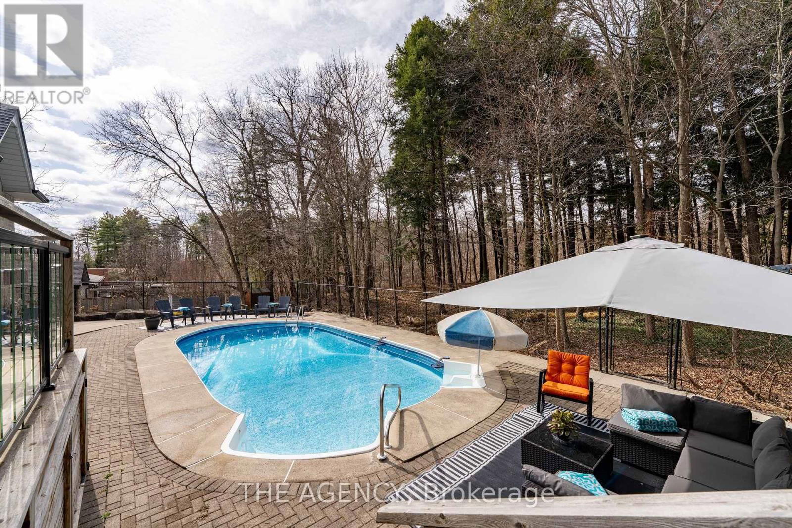 810 BELHAVEN CRESCENT Image 30
