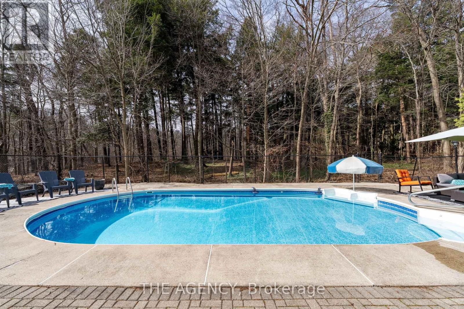 810 BELHAVEN CRESCENT Image 31