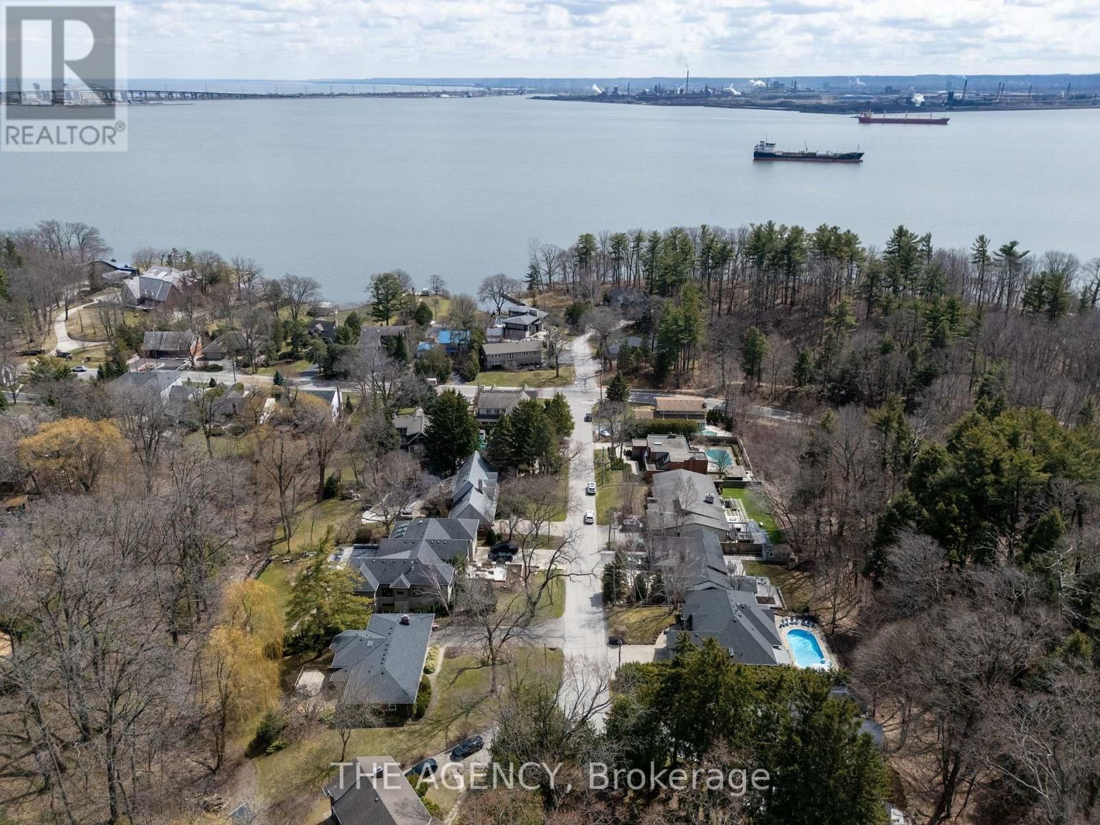 810 BELHAVEN CRESCENT Image 4