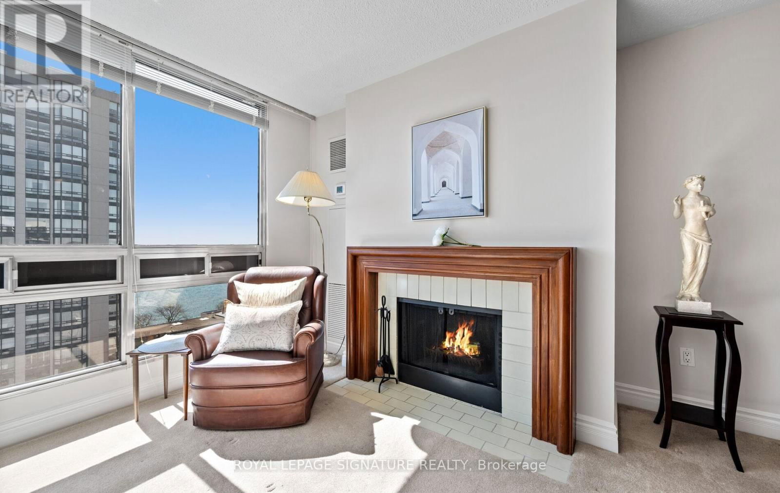 1508 - 2175 MARINE DRIVE Image 12