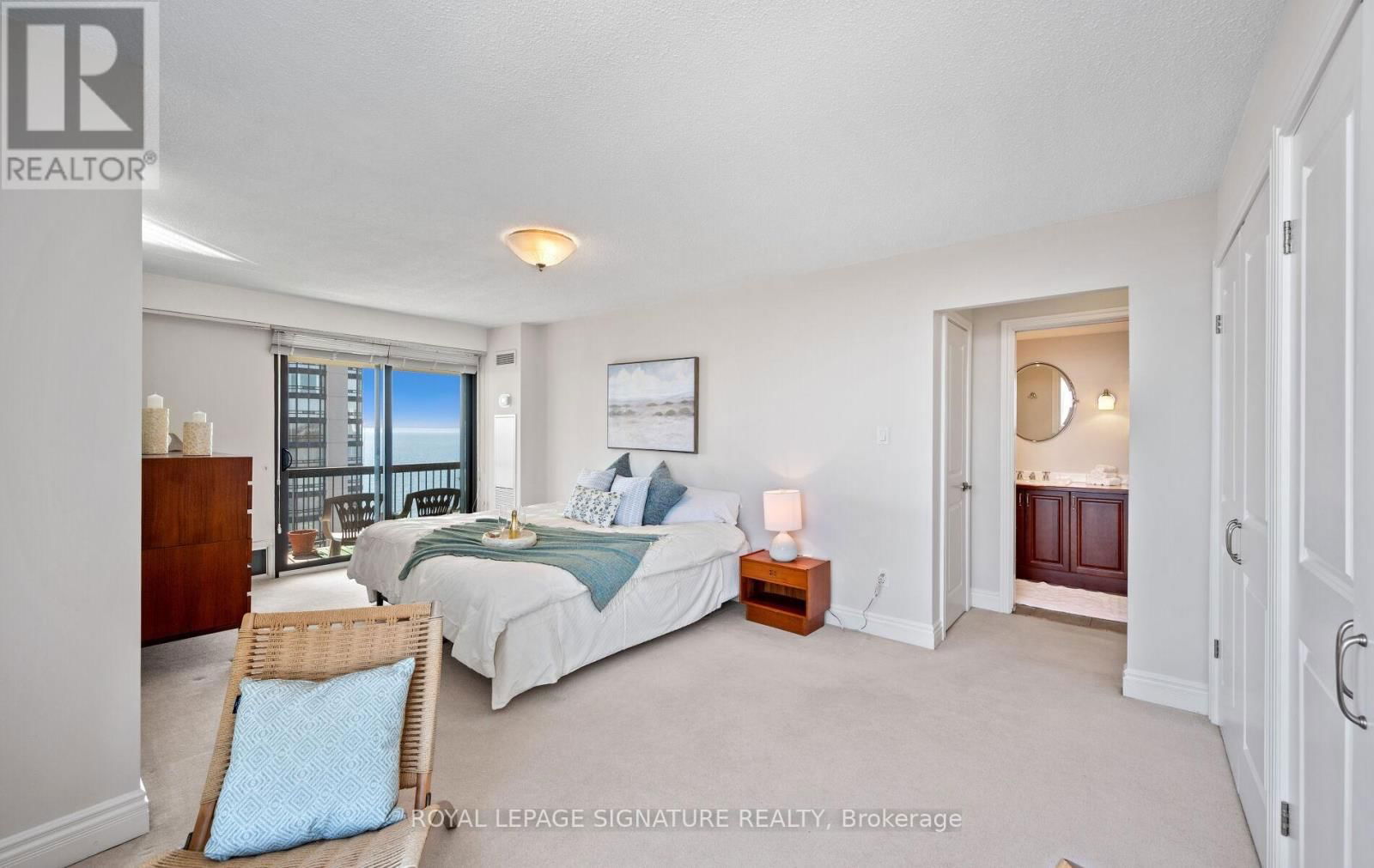 1508 - 2175 MARINE DRIVE Image 23