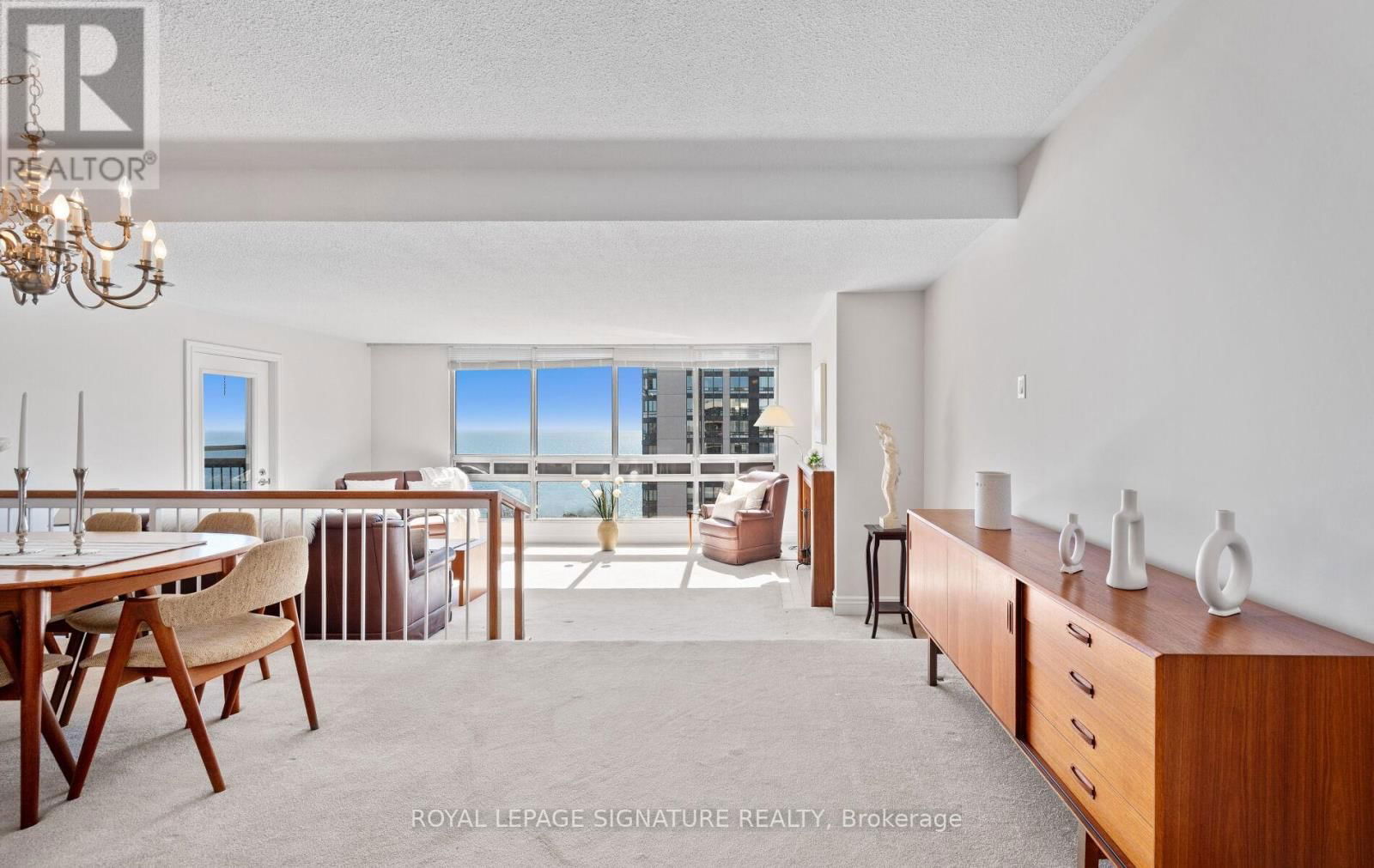 1508 - 2175 MARINE DRIVE Image 3